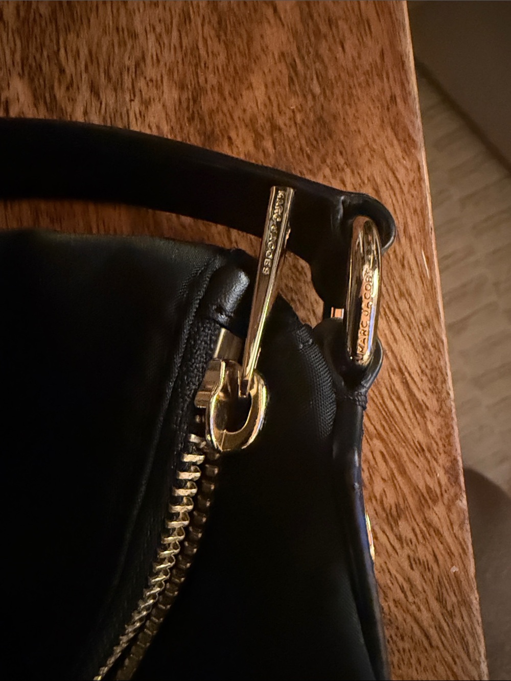 Marc Jacobs Preppy Nylon Crossbody with Gold Hardware - Picture 4 of 9